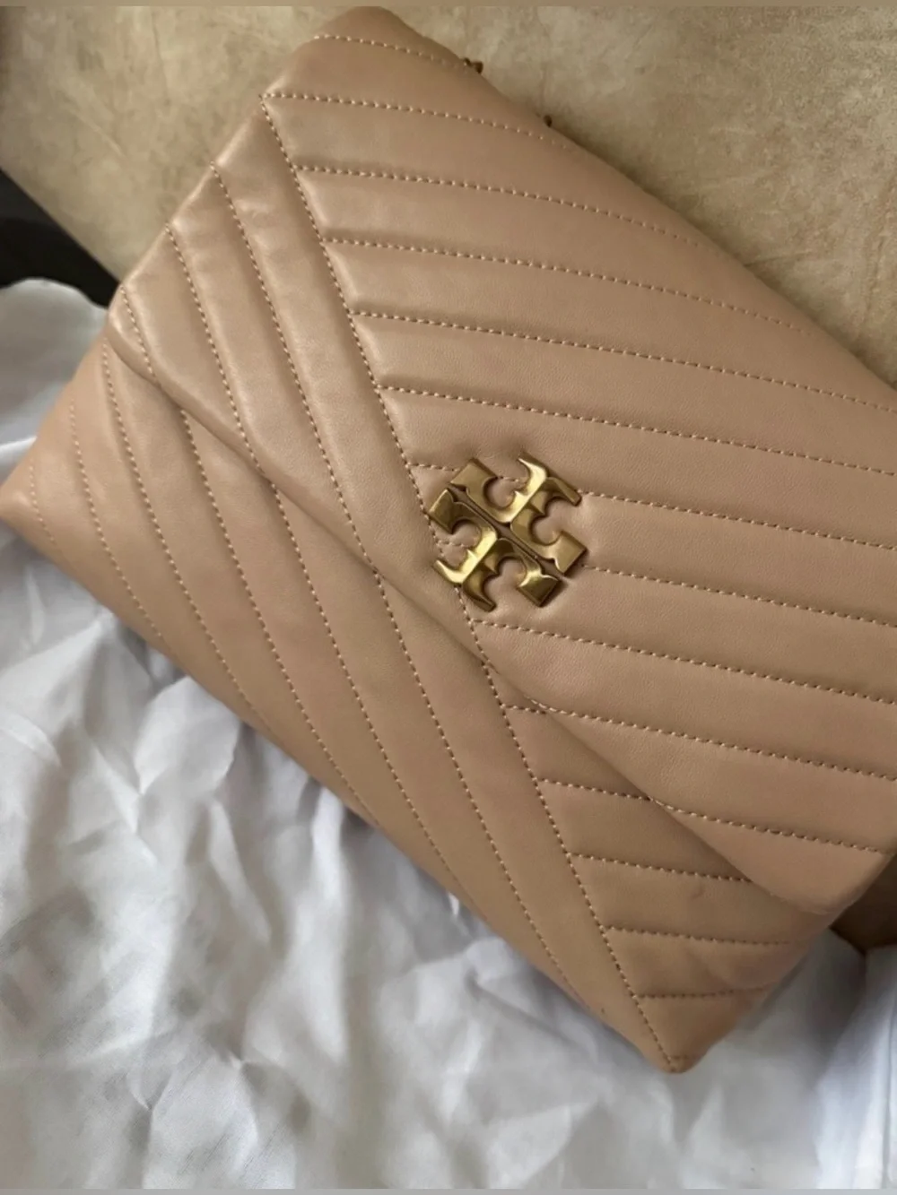 Tory Burch Quilted Crossbody/Shoulder Bag in medium/dark Beige with Gold Logo